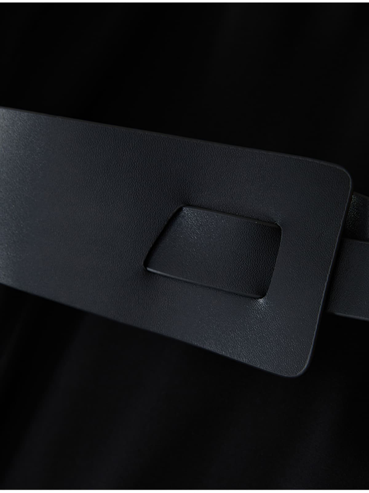 Close-up of 2025 Boutique Paneled Mulberry Silk Dress