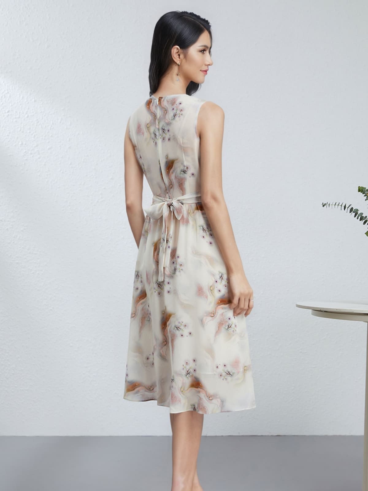 The back view of 2025 Flowy Floral Mulberry Silk Dress