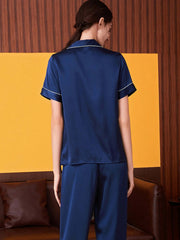 Back view of Women's Cozy Short - sleeved Pure Silk Pajamas Set