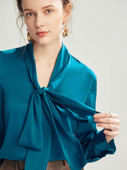 Scarf - collar Ribbon Silk Blouse in blue
