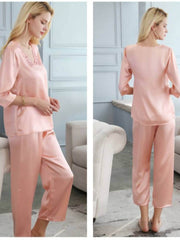 Profile of Lace Mulberry Silk Pajama Set for Women 3/4 Sleeves in pink color