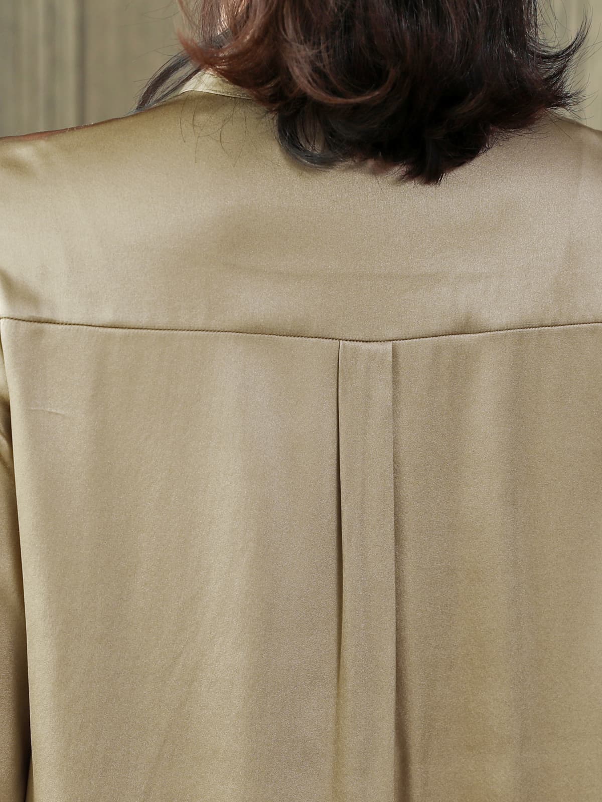 Bow-Tie Solid Color Silk Blouse-back details-SILKSER