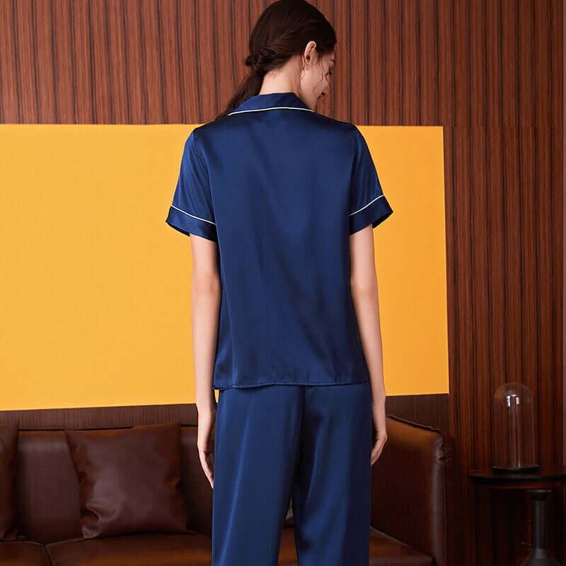 Short-sleeved Pure Silk Women Pajama Set